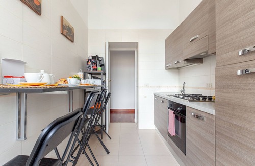 Navona House | Leonardo Suite Navona elegant with view between campo dei fiori and piazza navona