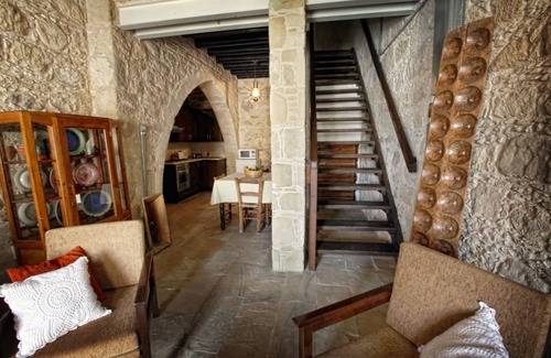 Goudi Apartment | Leonidas Village Houses