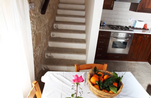 Goudi Apartment | Leonidas Village Houses