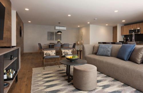 La Condesa Apartment | Leonora by Viadora