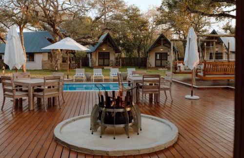 Thorny Bush Game Reserve Cabin | Leopard's Bend Bush Lodge
