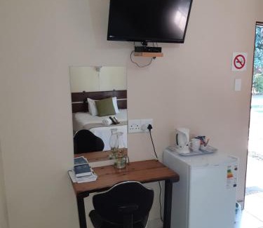 Lephalale House | Lepha Guest House