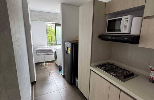 Pereira Apartment | lEPl Comfy Apt, Tv,Parking,Washer,Good Location