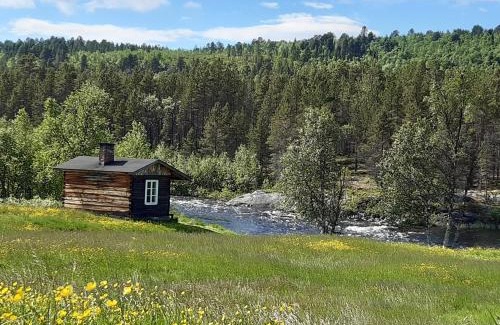 Utsjoki Ski Chalet | Leppälän vanhatupa rantasaunalla