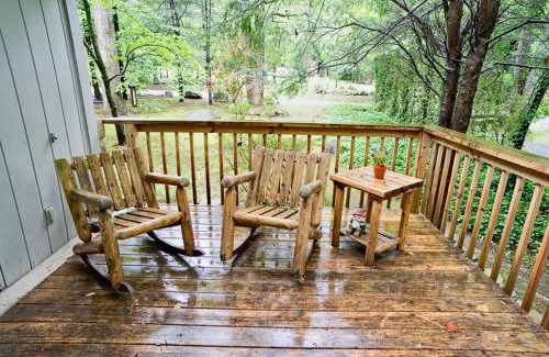 Gatlinburg - Pigeon Forge House | Leprechaun Island