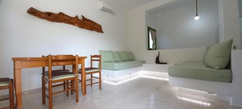 Alinda Apartment | Leros Eleonas ApartmentS