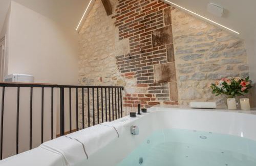 Bourges House | Les Écuries de Juranville