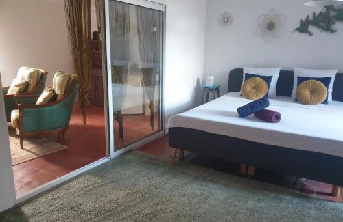 Luc-sur-Orbieu Bed & Breakfast | Les 2 Drôles d'Oiseaux