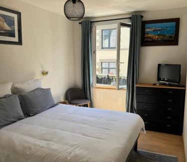 Granville Apartment | Les 3 couronnes