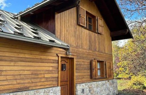Puy-Saint-Vincent Ski Chalet | Les 3 Petits Cochons Chalet Puy Saint Vincent Village