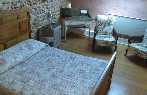 Chaumot Bed & Breakfast | Les 3 roses