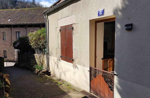 Avallon House | Les 3 Terrasses Maison aux Portes du Morvan Avec SPA au Pied de la Vieille Ville