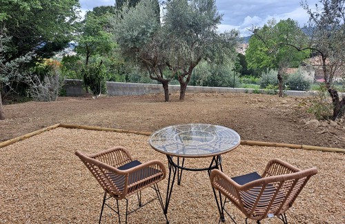 Manosque Villa | Les Abeilles du Mont D'or, Classée 5 Étoiles, Piscine Chauffée, Spa et Sauna