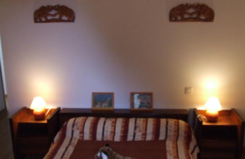 Tirepied Bed & Breakfast | Les Abris de la Sée