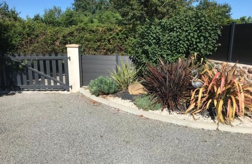 Lavau-sur-Loire House | Les Agapanthes