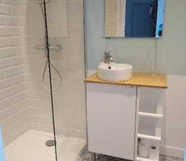Le Bourg-Dun Bed & Breakfast | Les agapanthes