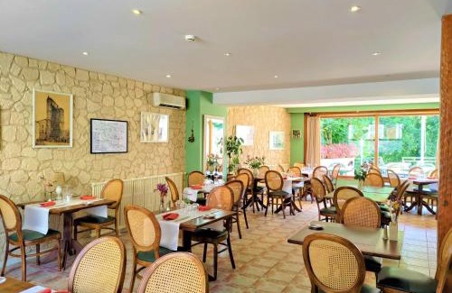 Souillac Hotel | Les Ambassadeurs Logis Hotels et Restaurant