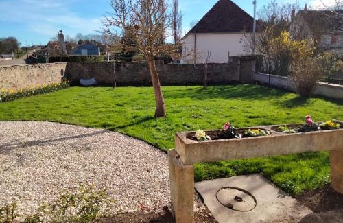 Guillon House | Les ammonites gîte de charme en Bourgogne