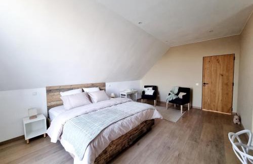 Jurbise Bed & Breakfast | Les Arbres sous le vent à 10 min de Pairi Daiza