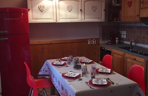 Arc-2000 Apartment | LES ARCS - ARC 2000 - APARTMENT WITH POOL IN CHALET - 3 ROOMS - SKIS ON FOOT