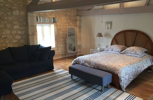 Port-d'Envaux Bed & Breakfast | Les Armateurs