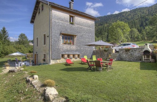 Mijoux House | Les Bains Douches - Mijoux