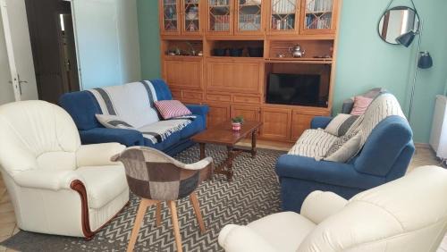 Chalmazel-Jeansagniere House | Les balcons du Haut-Forez