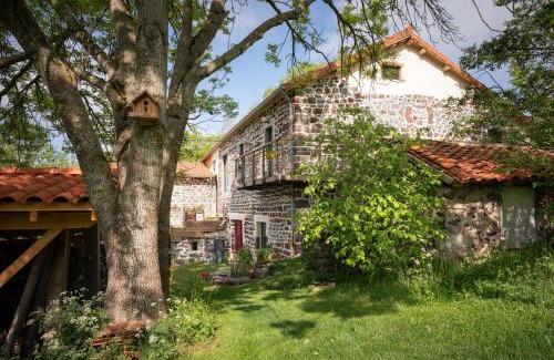 Arsac-en-Velay Bed & Breakfast | Les Balcons de la Terrasse