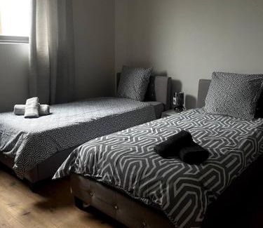 Mas-Saintes-Puelles House | les bambous