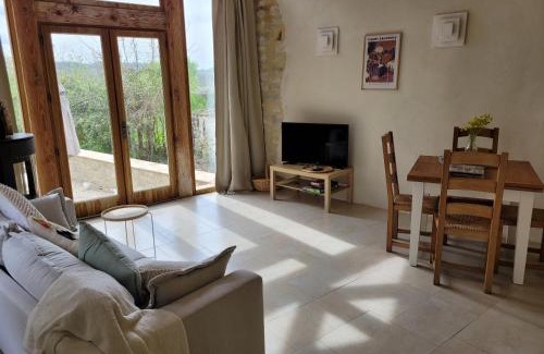 Salles Apartment | Les Bouges