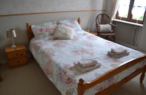 Montbron Bed & Breakfast | Les Bruyeres B&B 2