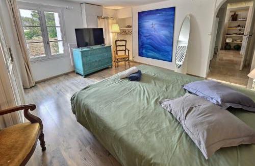 Montfort Villa | Les Bulles de Montfort - WiFi - Parking gratuit & Cuisine