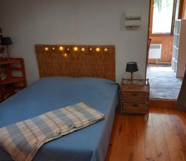 Viviez Apartment | les cèdres bleus de Joany