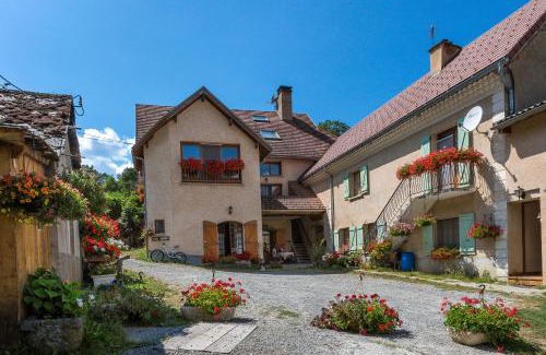 Saint-Jacques-en-Valgodemard Bed & Breakfast | Les Clarines Perceneige - Chambre d'Hôtes Vue Sur Montagne & SPA