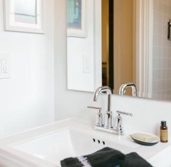 Warm Sands Hotel | Les Cactus