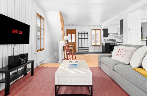 Saint Irenee Ski Chalet | Les Capelans | Fireplace | BBQ | River View