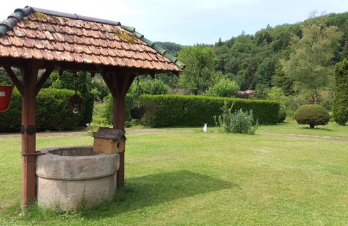 Vallee du Breuchin House | Les capucins guest house
