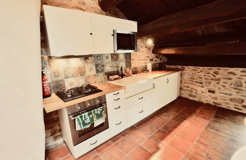 Riols Cottage | Les Cathares - huge, stylish, family friendly gite with heated pool, playground and terraces