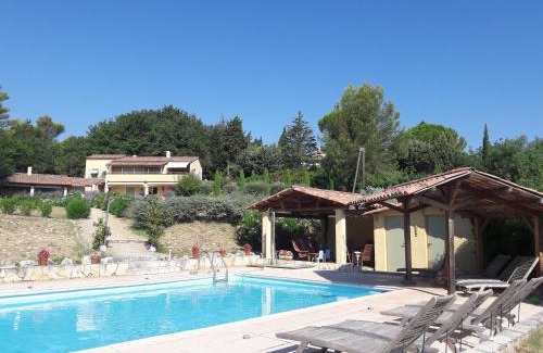 Saint-Saturnin-les-Apt Bed & Breakfast | Les Cerises