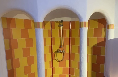 Saint-Maximin Cottage | Les Cervezanne Detached house with terrace and garden in the Uzès countryside