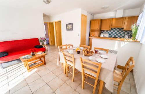 Noalhac House | Les Chalets de la Vallee du Bes