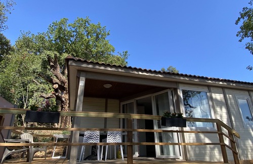 Borgo House | Les Chalets des Îles Montecristo