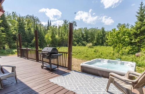 Saint-Raymond Ski Chalet | Les Chalets Tourisma