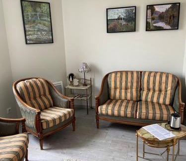 Le-Petit-Pressigny Bed & Breakfast | Les Chambres de l'Aigronne