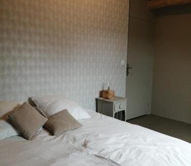 Epineu-le-Chevreuil House | Les chambres de balade au jardin