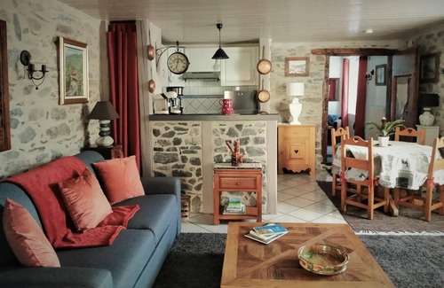 Ugine House | LES Clarines DE Mont-dessous