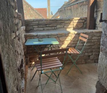 Givry Apartment | Les clos de Givry - Clos Théodore - Appartement 88m2 climatisé avec sauna et petite terrasse