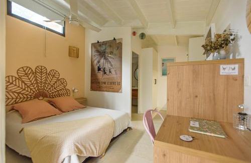 Saint-Pierre De La Reunion House | Les Cocottes Terre Sainte