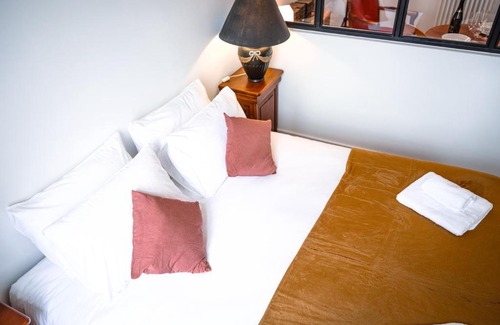 Roquemaure Apartment | Les Comtes de Toulouse