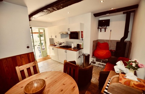 Riols Cottage | Les Coumayres - family friendly farmhouse, ideal large groups - heated pool, playground and terraces